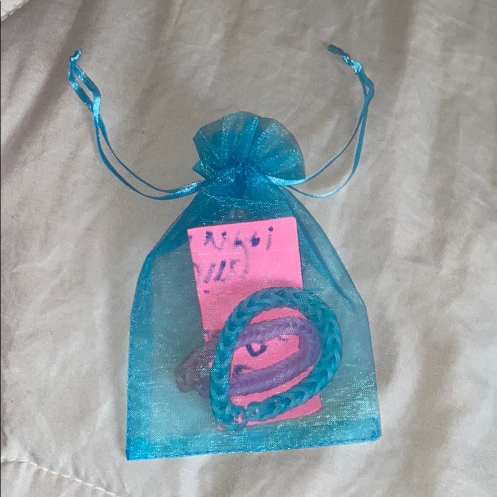 Loom bracelets! 💗